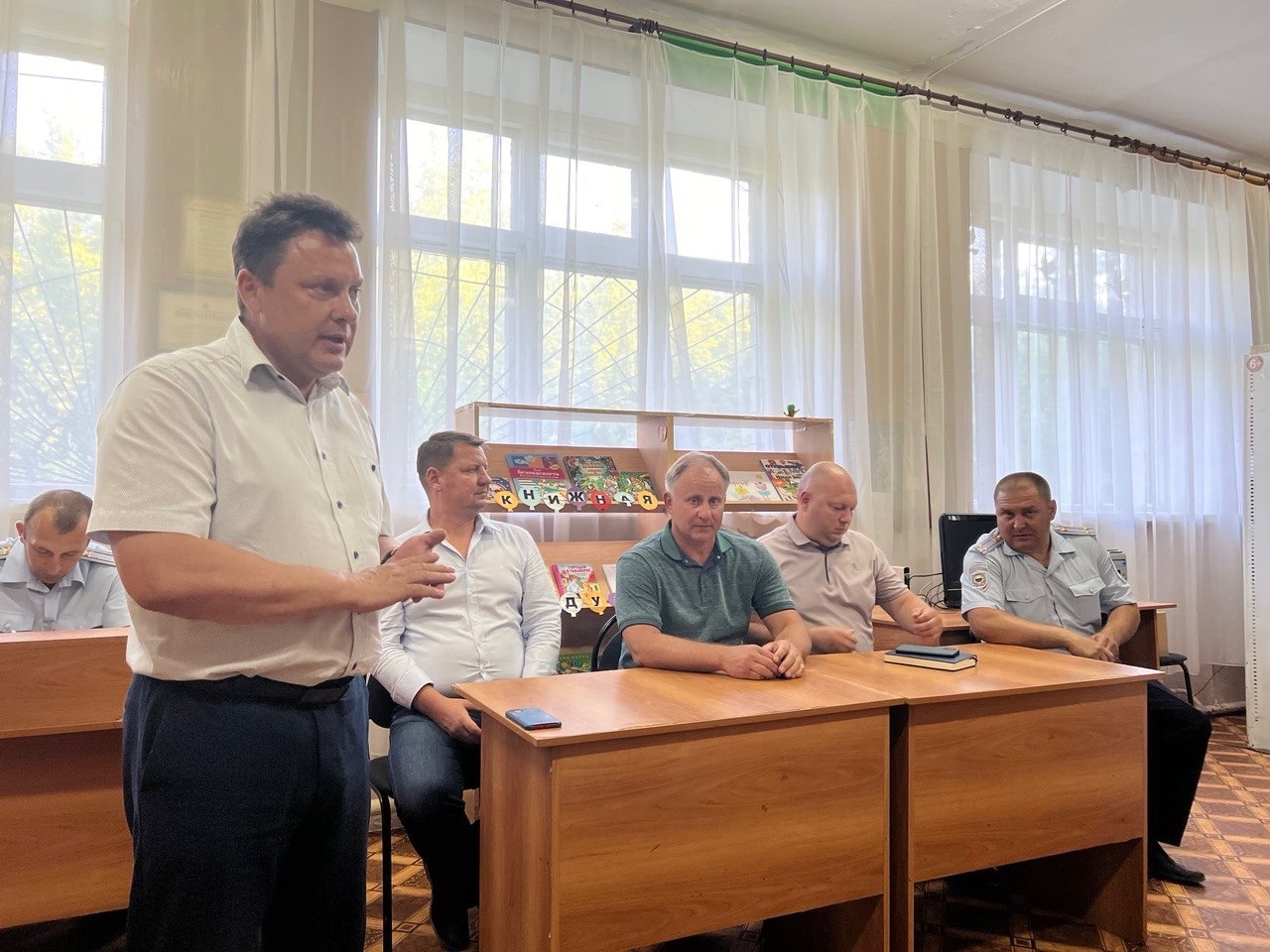 В с. Грабово состоялась встреча с населением