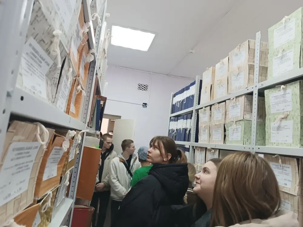ЭКСКУРСИЯ В БЕССОНОВСКИЙ РАЙОННЫЙ АРХИВ