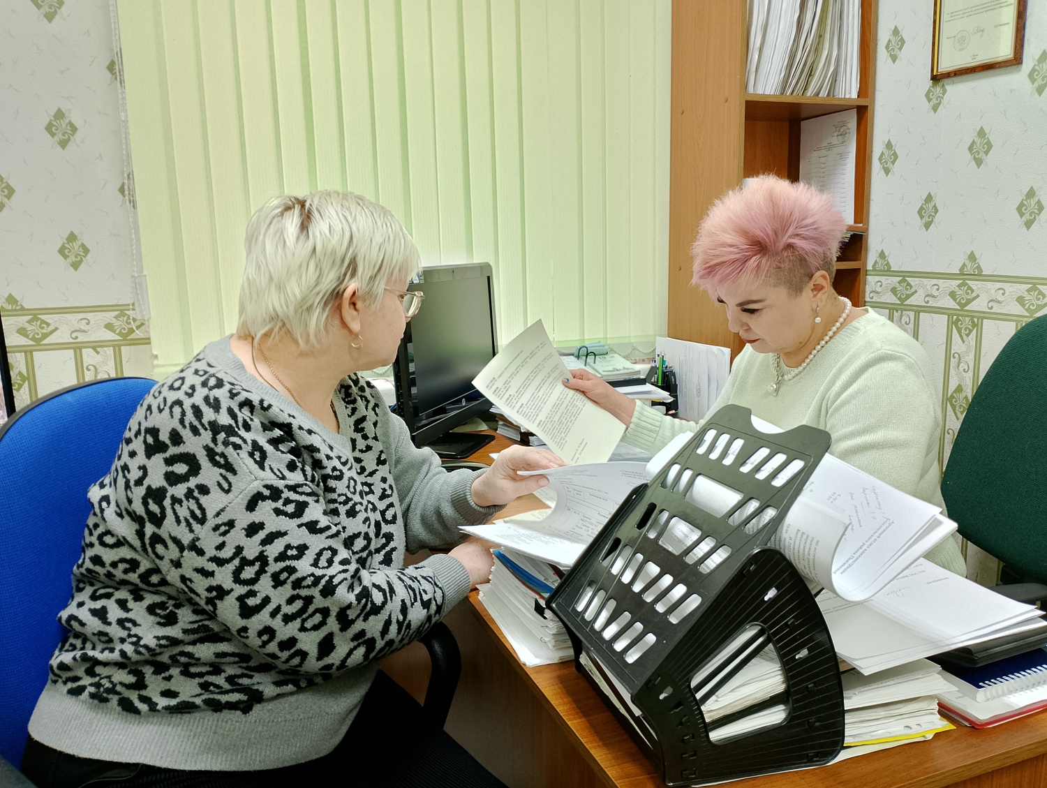 Проведена индивидуальная консультация со специалистом – делопроизводителем