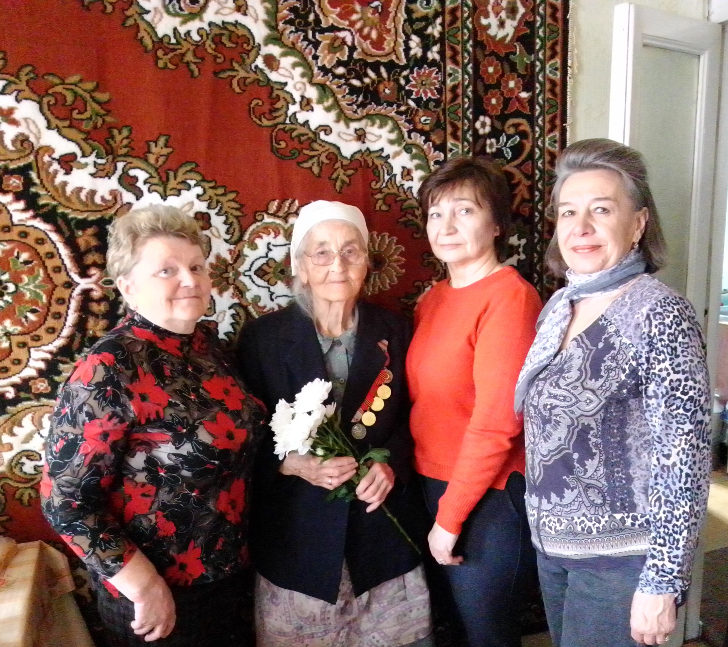 Поздравляем с Днем рождения долгожителей