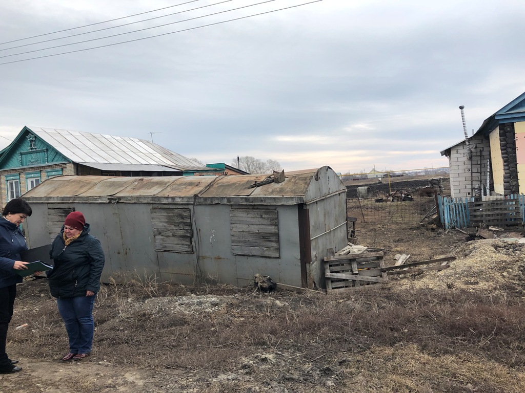 Состоялся рейд, направленный на выявление нарушений правил благоустройства в селе Бессоновка