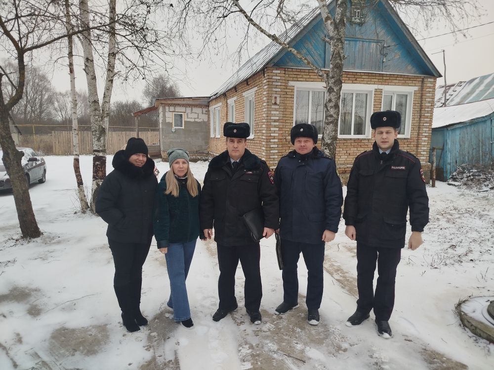 Межведомственный рейд в сёлах Бессоновского района: с. Бессоновка, с. Полеологово