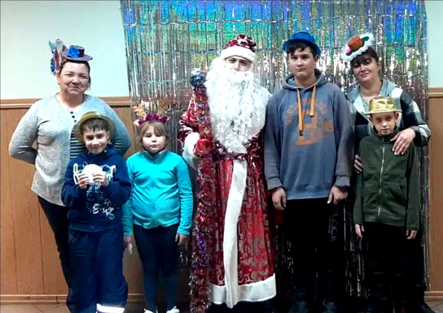 Музыкальная программа "Здравствуй, Старый Новый год!"