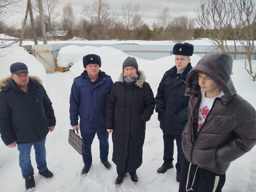 Организован и проведен межведомственный рейд в селе Сосновка и селе Пазелки Организован и проведен межведомственный рейд в селе Сосновка и селе Пазелки