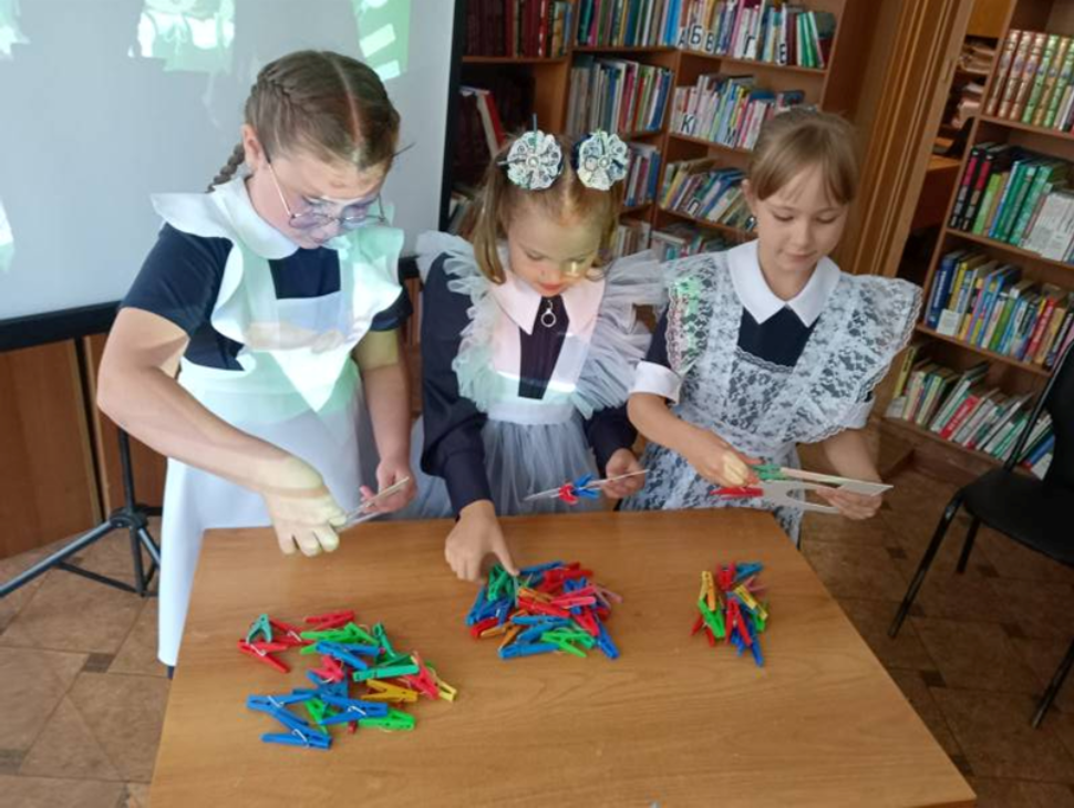 Познавательно-развлекательная программа «Весёлый звонок зовёт на урок»