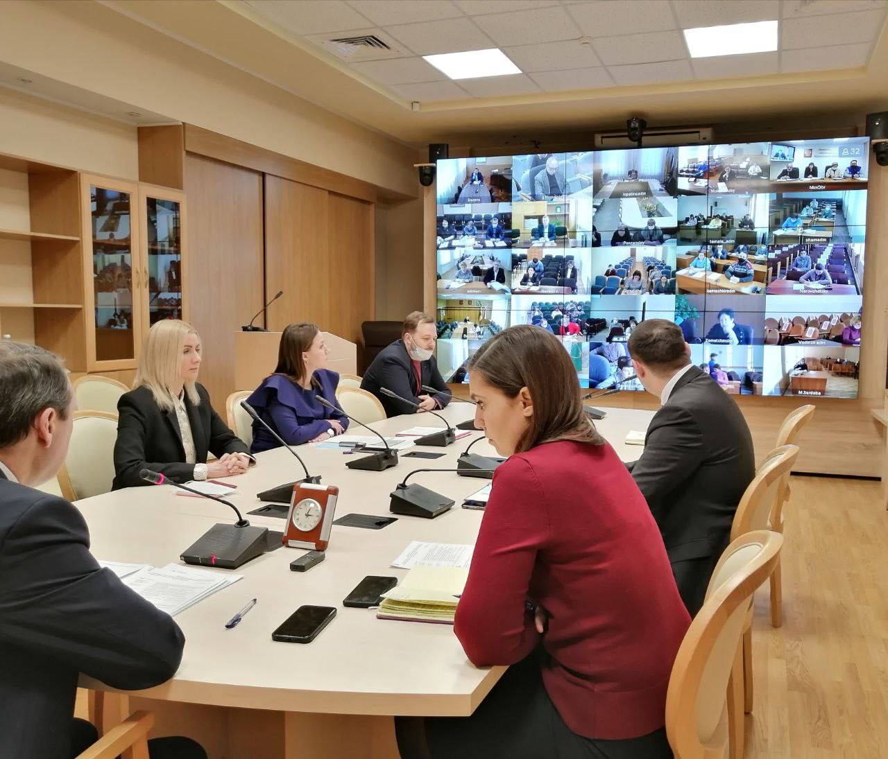 Первый заместитель Председателя Правительства Пензенской области  Олег  Ягов провел совещание с заместителями глав администраций муниципальных образований