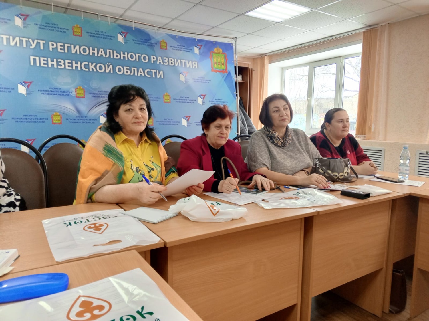 Делегация Бессоновского района приняла участие в областном семинаре по исторической реконструкции