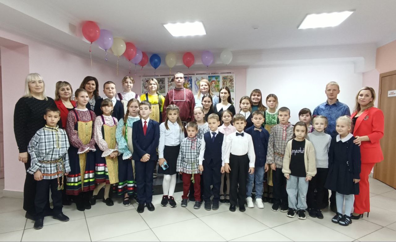 Концерт «Мир начинается с мамы»