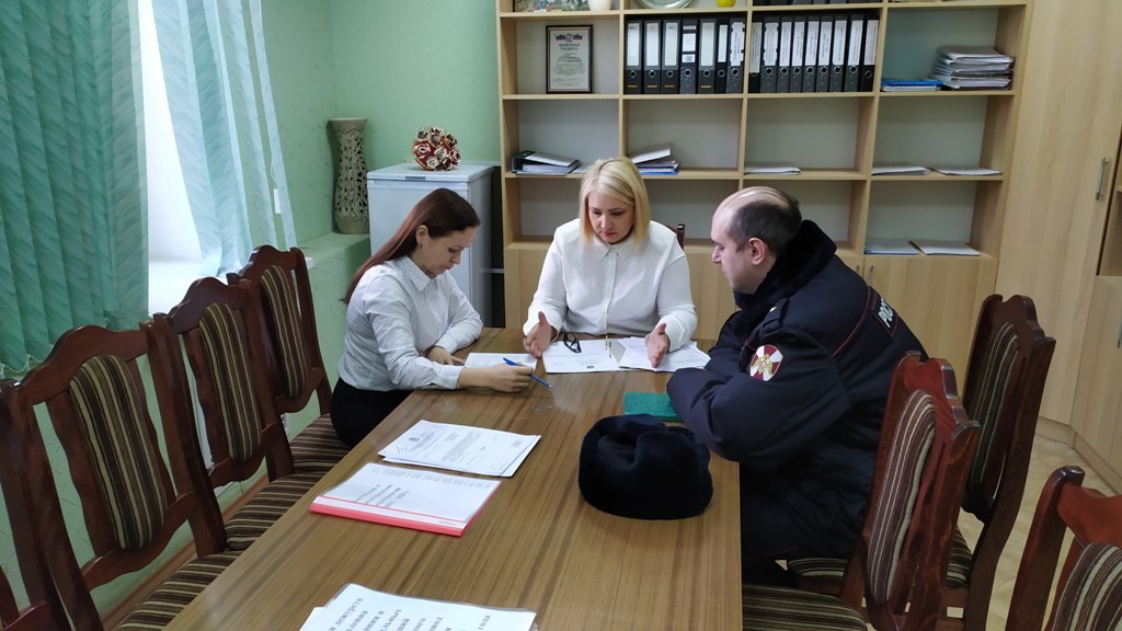 Обсудили вопросы безопасности проведения праздничных новогодних и рождественских мероприятий на территории Бессоновского района