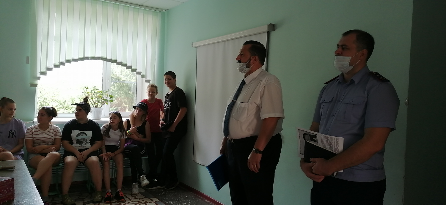 В целях защиты прав и законных интересов несовершеннолетних осуществлен выезд  в ЛТО «Ровесник» с. Блохино