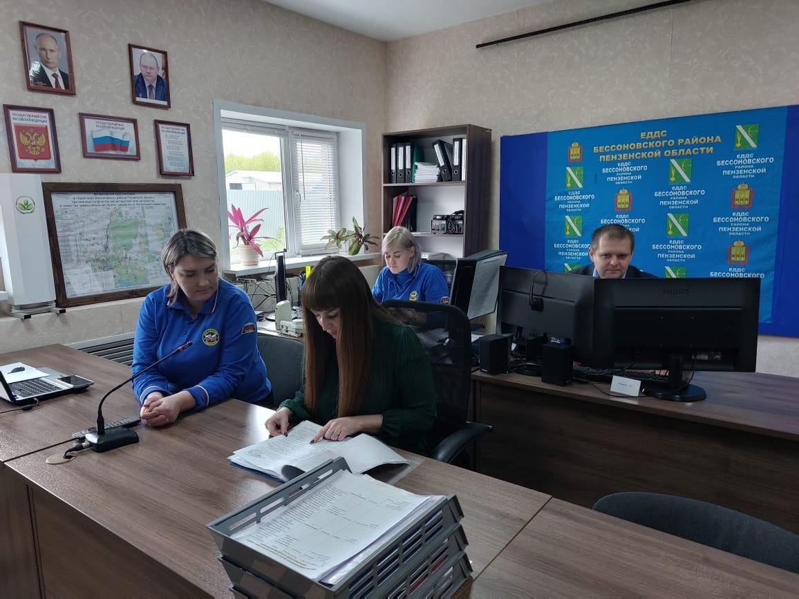 Выезд в ЕДДС Бессоновского района по проверке готовности дежурно-диспетчерских служб, работоспособности технических средств