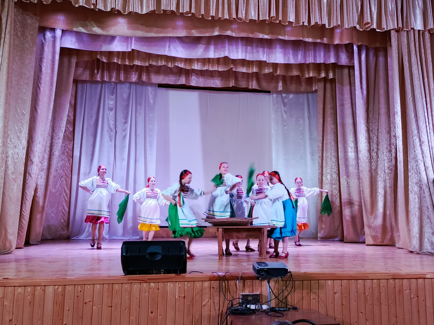 В Бессоновком районе прошёл фестиваль детских хореографических коллективов «Здравствуй, мир!»  