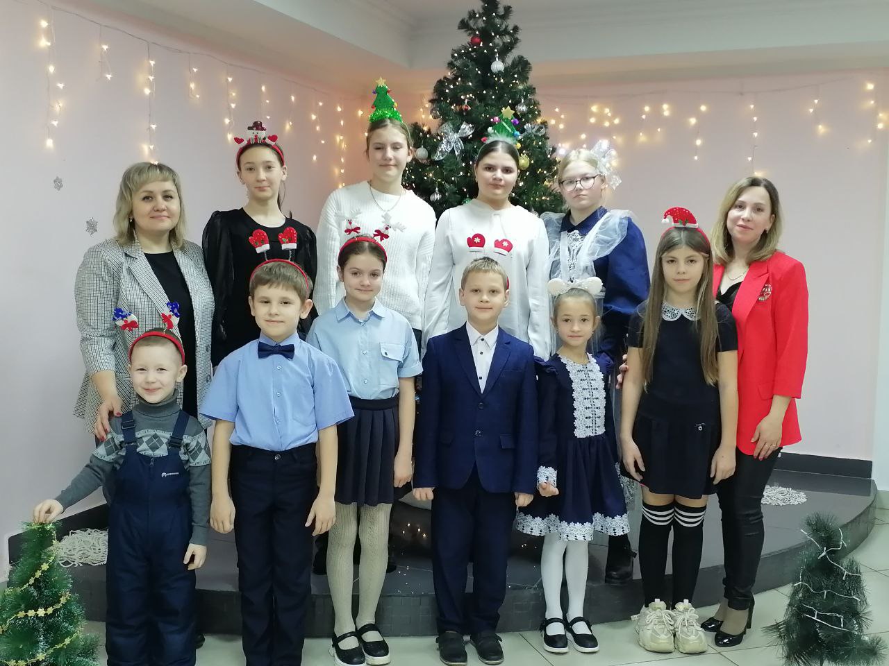  Концертно-игровая программа «Встреча в Новом году»