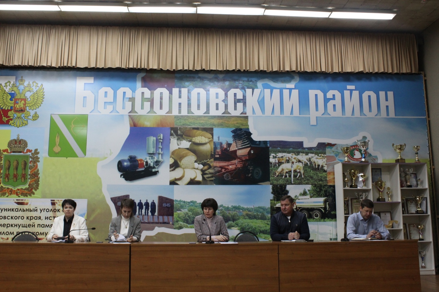 Состоялась большая планерка под руководством главы Бессоновского района Натальи Шалдаевой 
