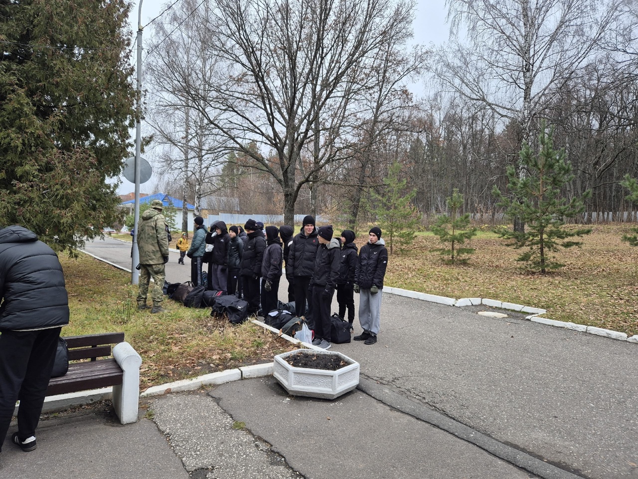 Для обучающихся Бессоновского района стартовали пятидневные военно-патриотические учебные сборы «Авангард»