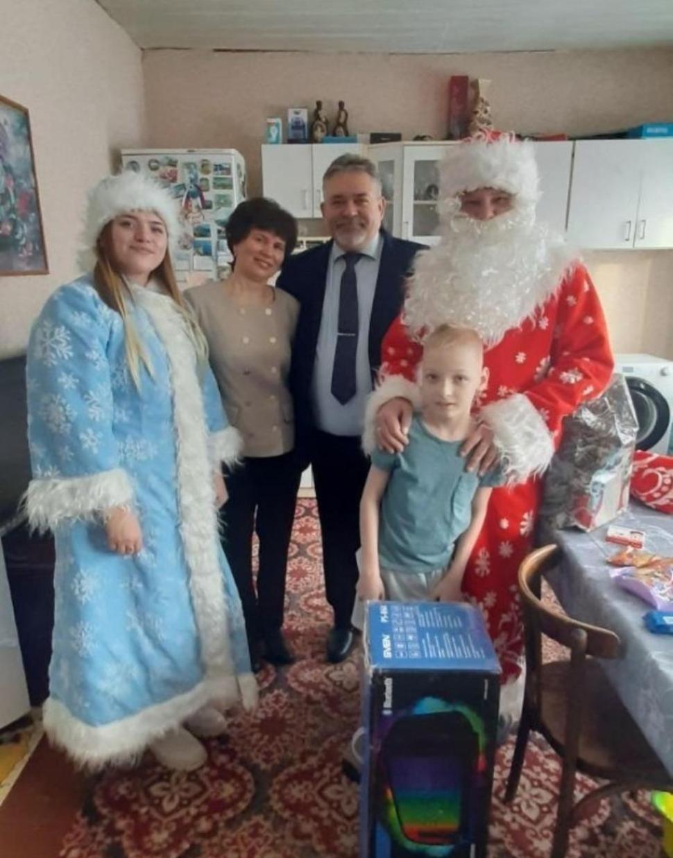 Глава Бессоновского района и Министр региональной безопасности Пензенской области  исполнили новогоднюю мечту юного жителя села Бессоновка