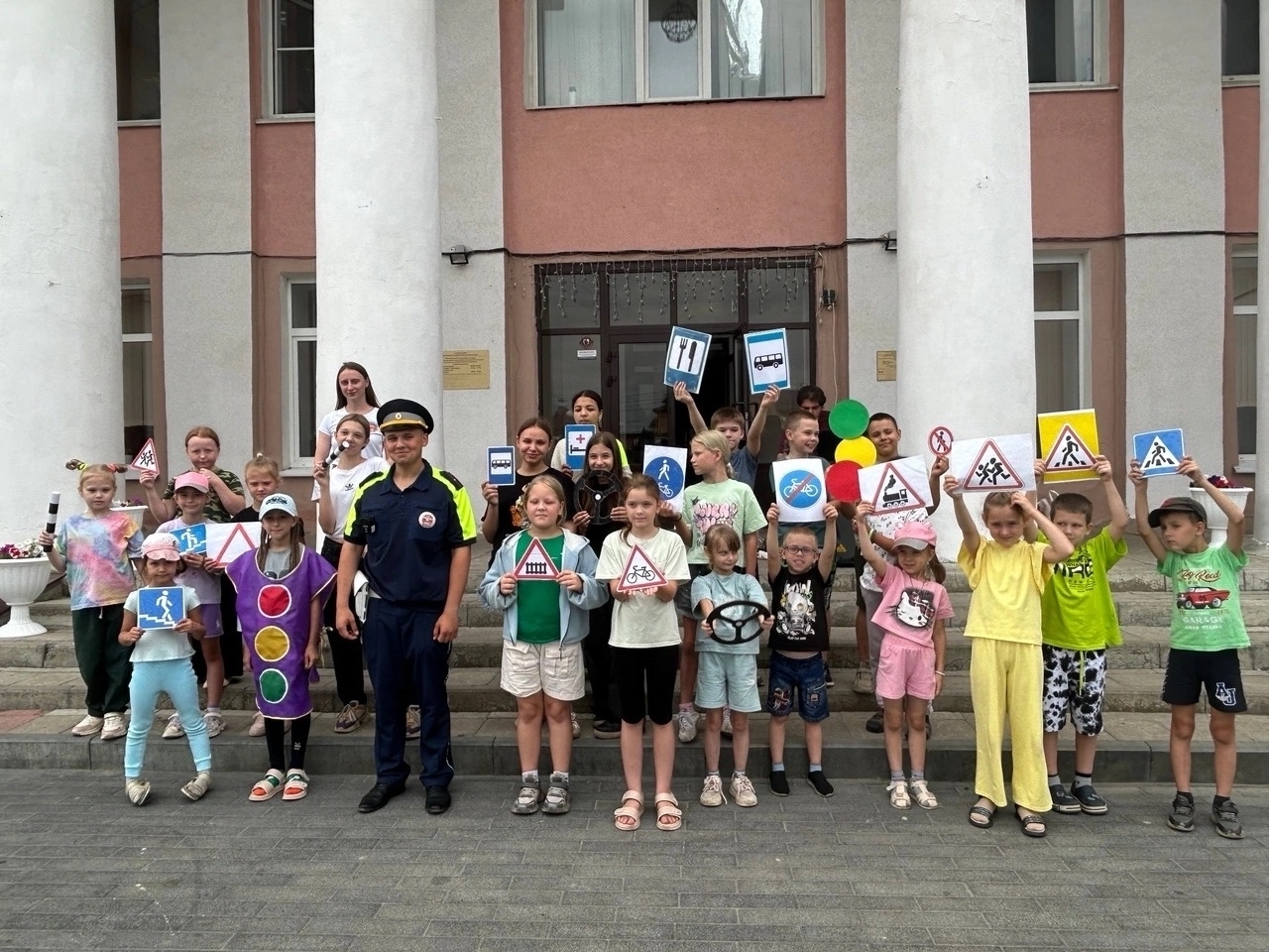 «Дорожные ловушки»: интерактив о правилах дорожного движения для детей