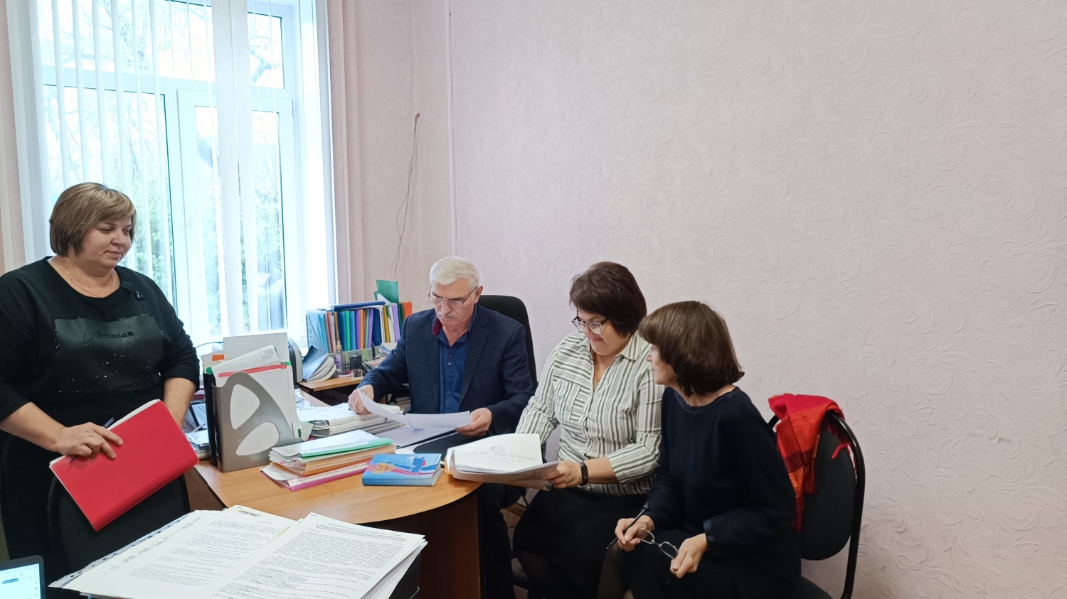 Проведена выездная плановая проверка соблюдения трудового законодательства и иных нормативных правовых актов, содержащих нормы трудового права в подведомственной организации - МУК «Межпоселенческая центральная районная библиотека»
