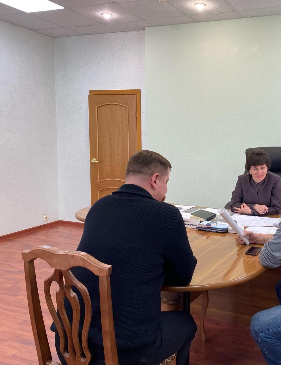 Глава Бессоновского района Наталья Шалдаева провела личный приём граждан Глава Бессоновского района Наталья Шалдаева провела личный приём граждан