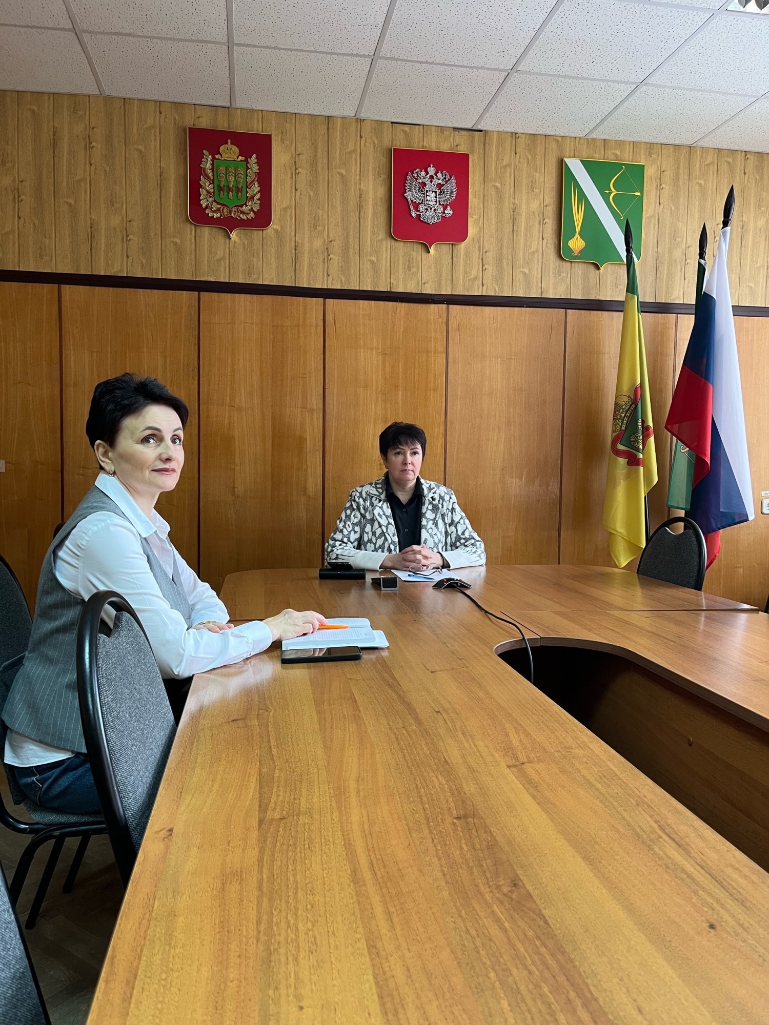 Заместитель главы местной администрации Ирина Антонова приняла участие в заседании межведомственной комиссии