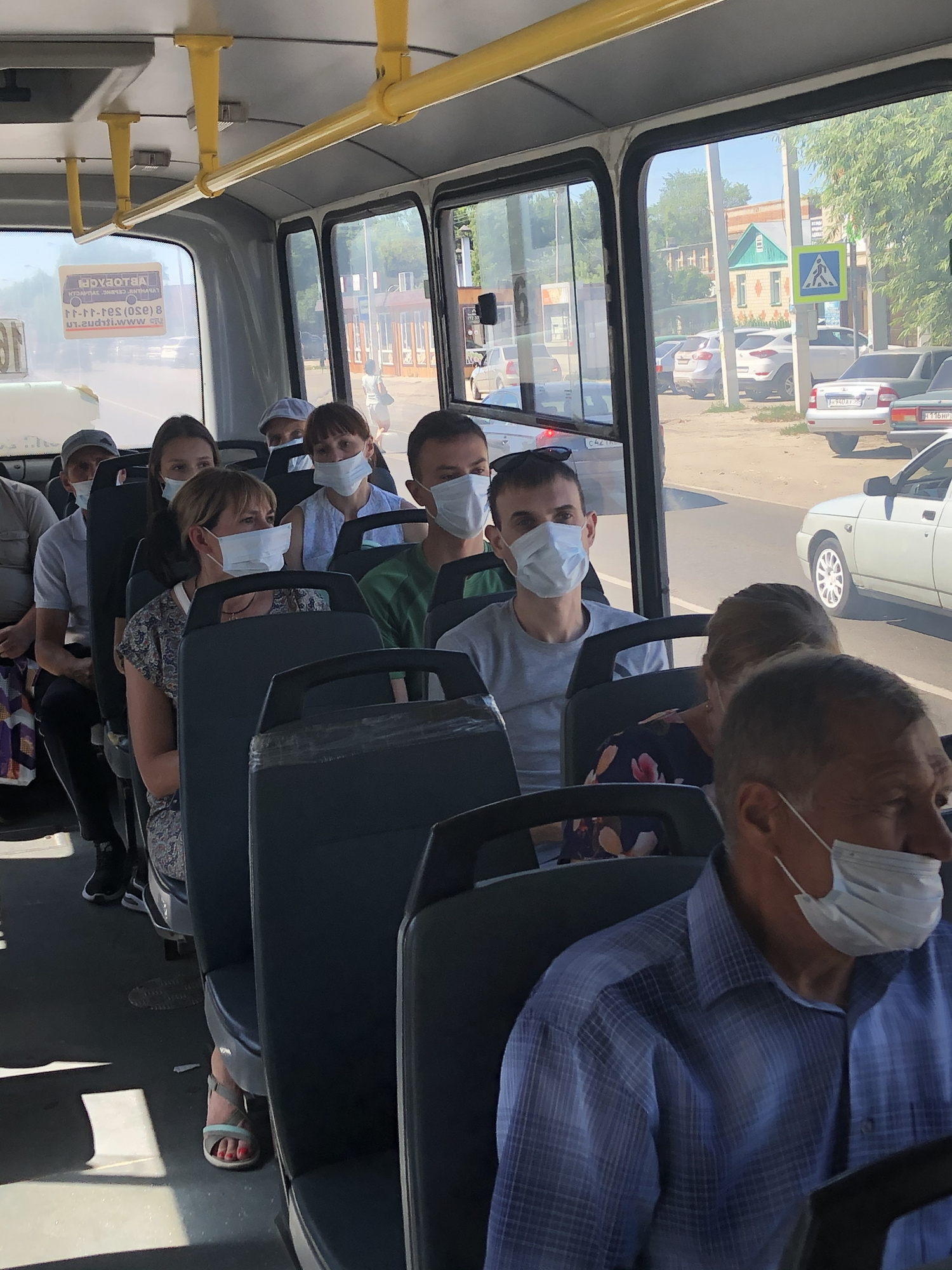 В понедельник, 12 июля 2021 года на территории Бессоновского района в населенном пункте с. Бессоновка проведен очередной рейд в пассажирском транспорте по соблюдению «масочного режима»