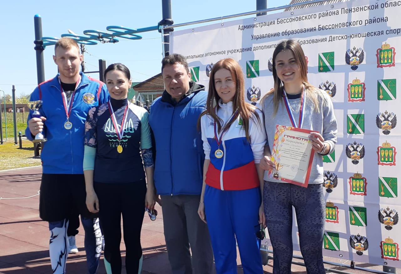 На стадионе «Сура» с.Бессоновка состоялась районная легкоатлетическая эстафета На стадионе «Сура» с.Бессоновка состоялась районная легкоатлетическая эстафета