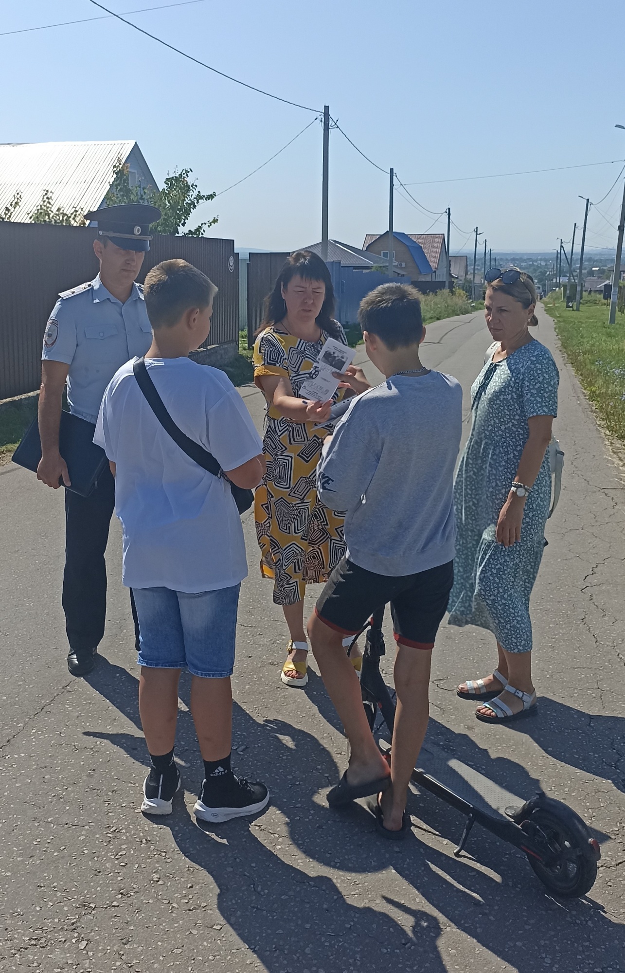 Рейды по семьям с несовершеннолетними, имеющими СИМ 	