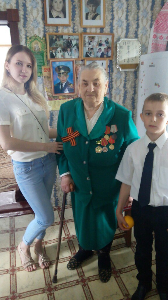 «Молодая Гвардия Единой России» поздравила с праздником Победы ветерана Великой Отечественной войны «Молодая Гвардия Единой России» поздравила с праздником Победы ветерана Великой Отечественной войны