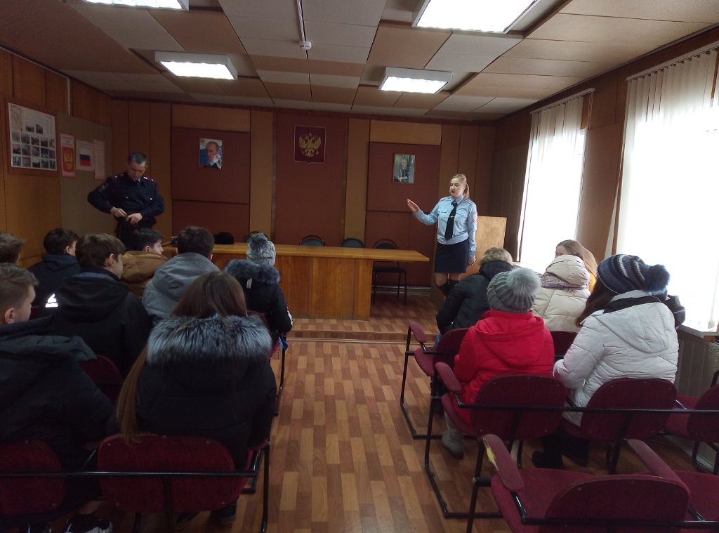 «День открытых дверей» в полиции для школьников «День открытых дверей» в полиции для школьников