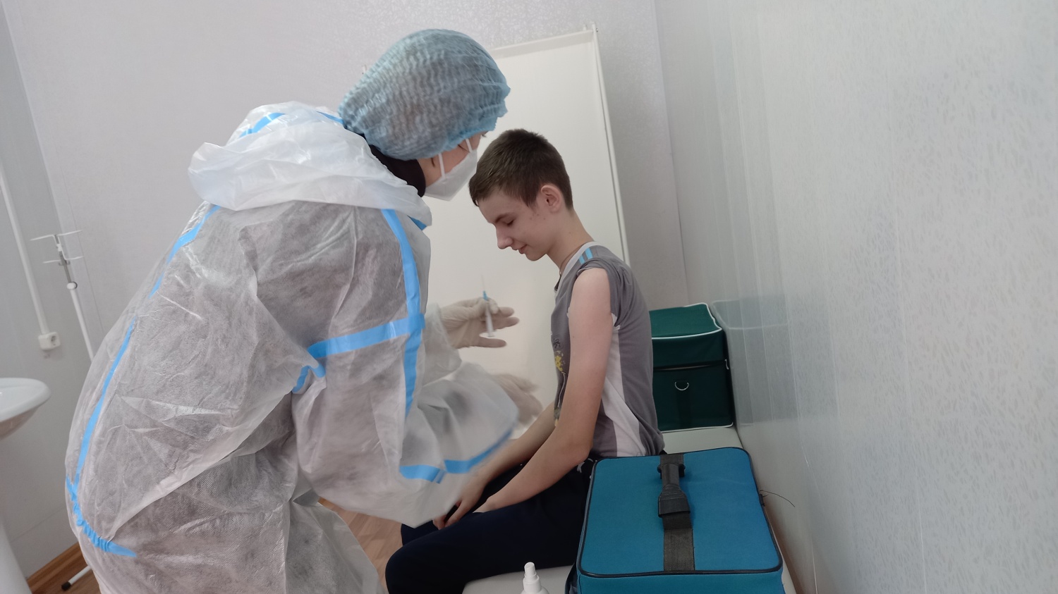 На территории Бессоновского района стартовала  кампания по вакцинации детей и подростков 