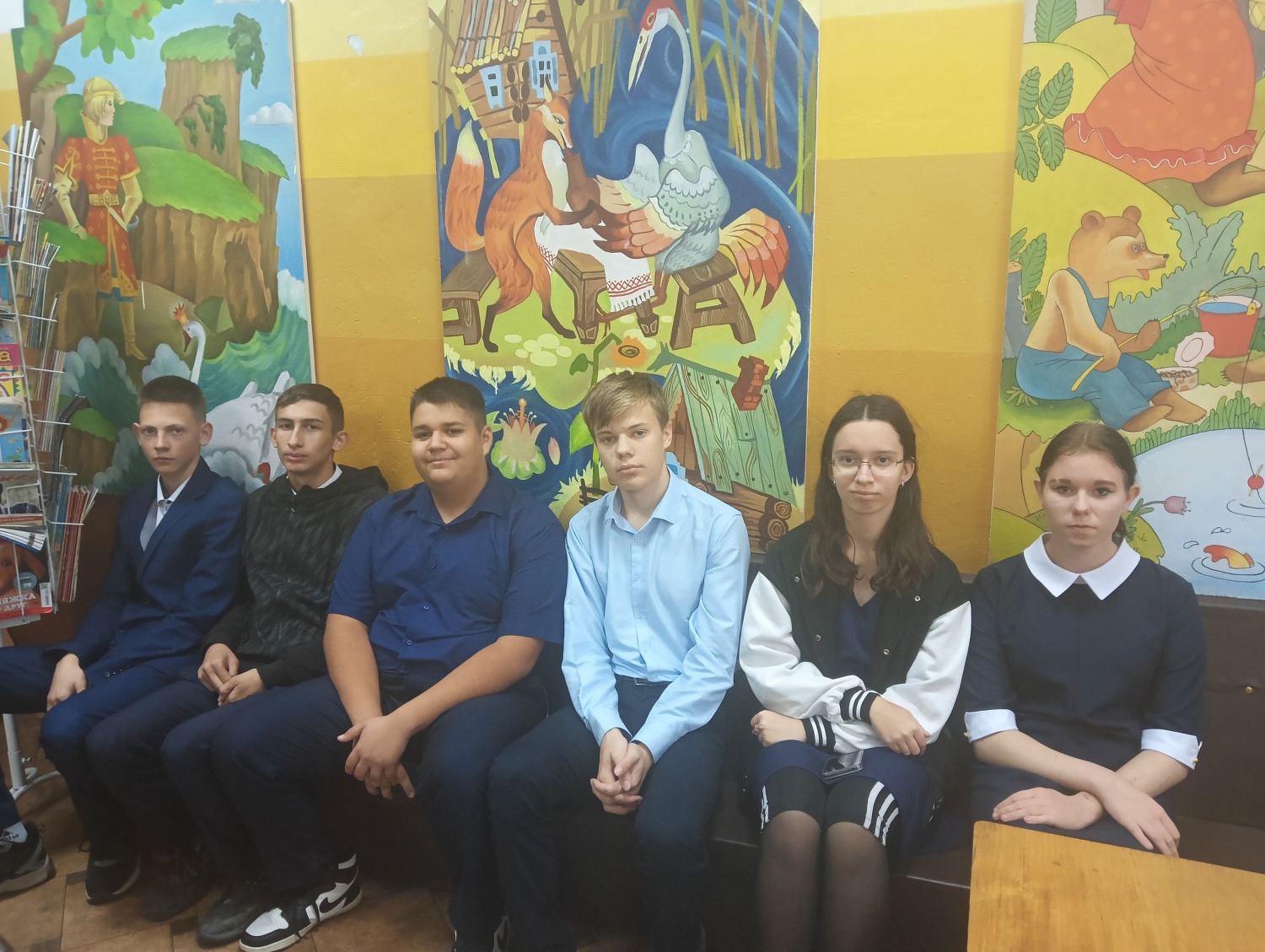 Урок - предупреждение «Мобильные телефоны: вред или польза»