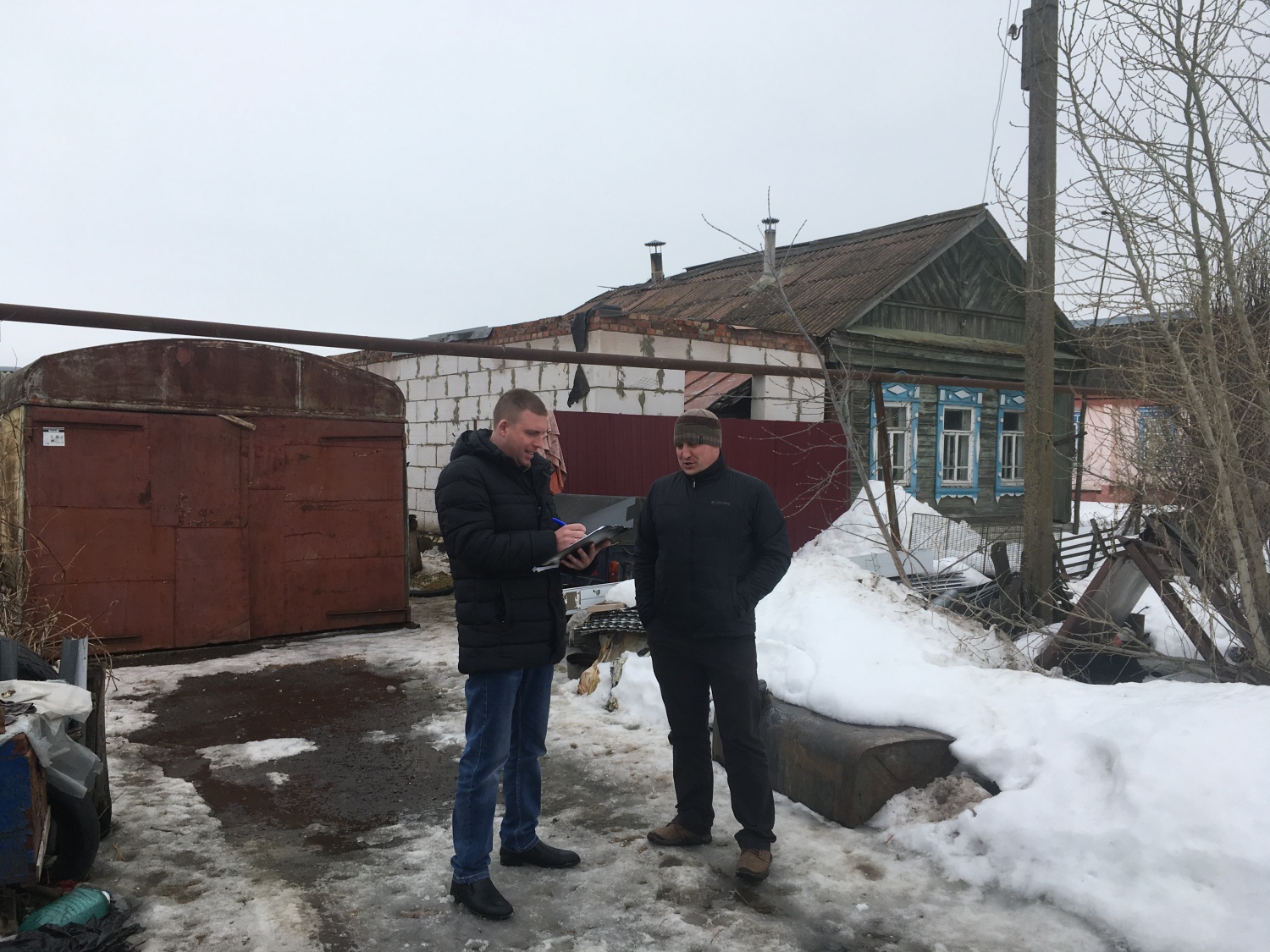 Состоялся очередной рейд, направленный на выявление нарушений правил благоустройства в селе Чемодановка