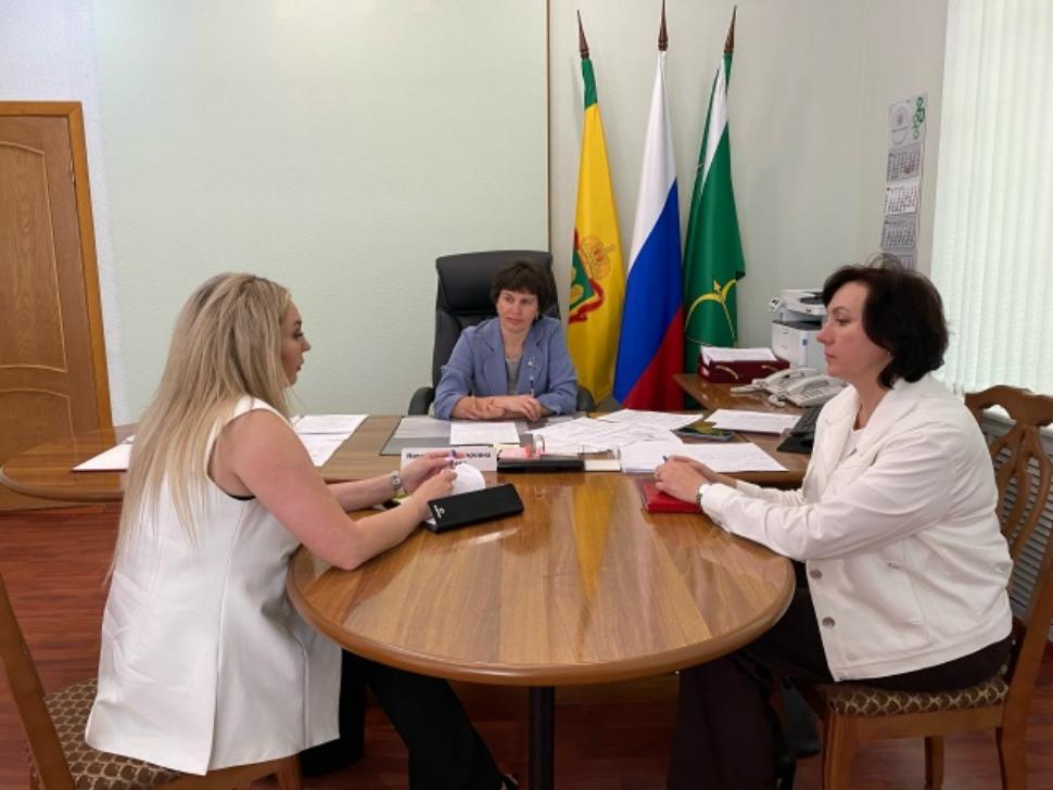 Глава Бессоновского района Наталья Шалдаева провела личный приём граждан