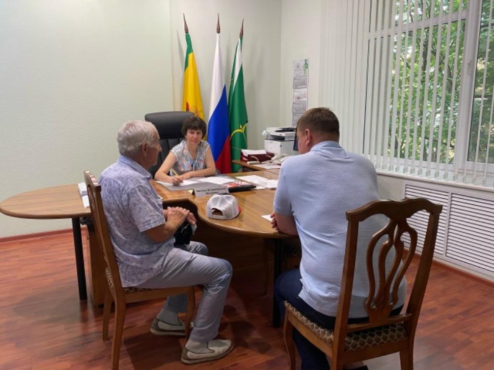 Глава Бессоновского района Наталья Шалдаева провела личный приём граждан
