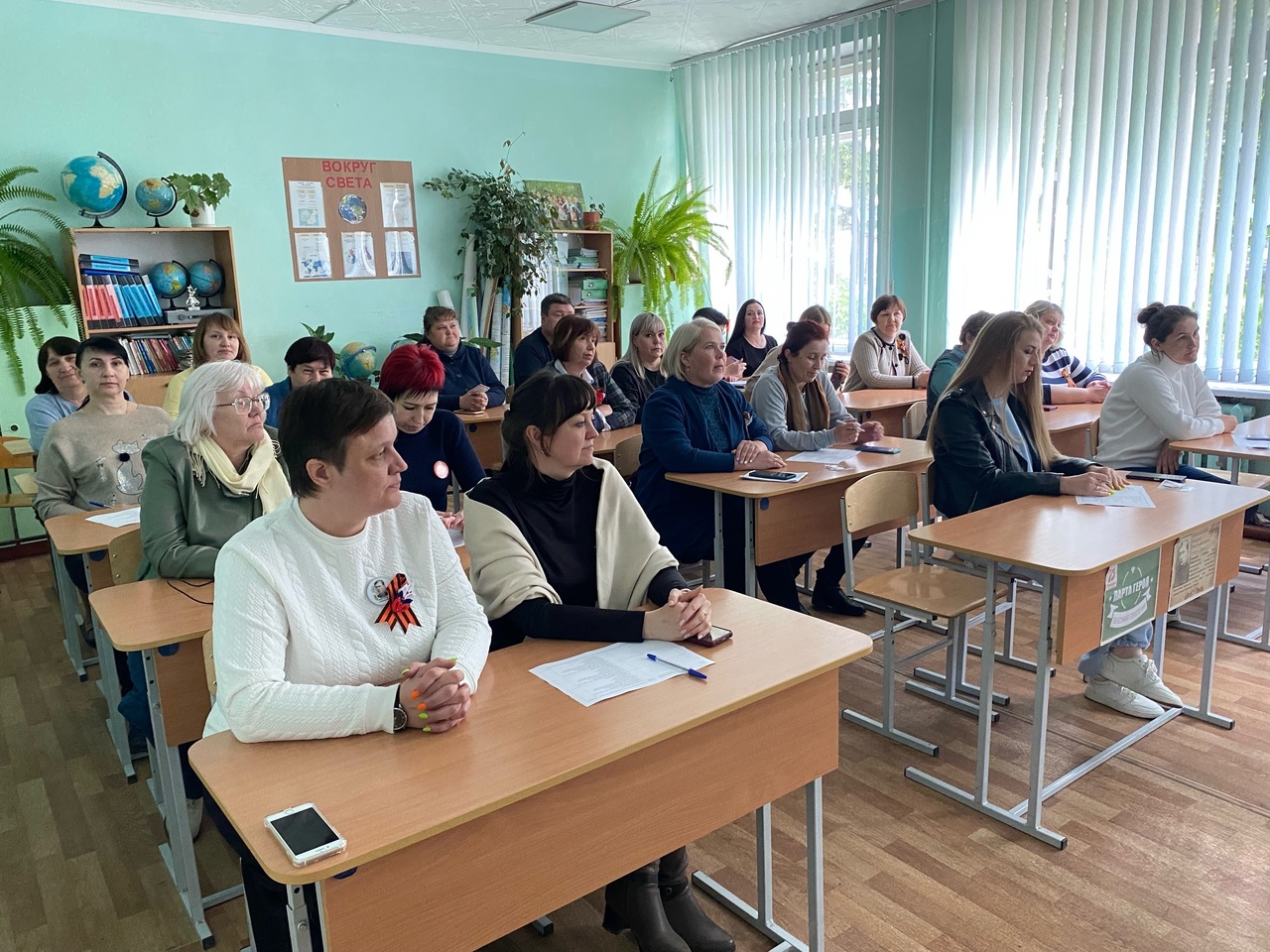 Родительский форум «Родные. Любимые» в средней школе с. Кижеватово. Родительский форум «Родные. Любимые» в средней школе с. Кижеватово.