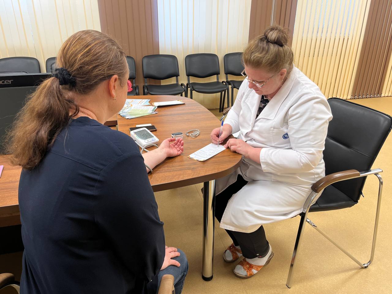 БЕРЕГИТЕ ЗДОРОВЬЕ — СВОЕВРЕМЕННО ПРОХОДИТЕ ДИСПАНСЕРИЗАЦИЮ БЕРЕГИТЕ ЗДОРОВЬЕ — СВОЕВРЕМЕННО ПРОХОДИТЕ ДИСПАНСЕРИЗАЦИЮ