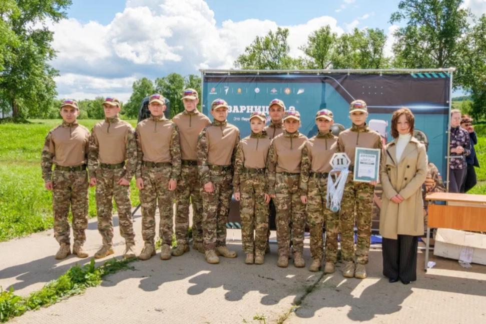«Зарница 2.0»: команды из школ Бессоновского района достойно выступили на региональном этапе военно-спортивной игры