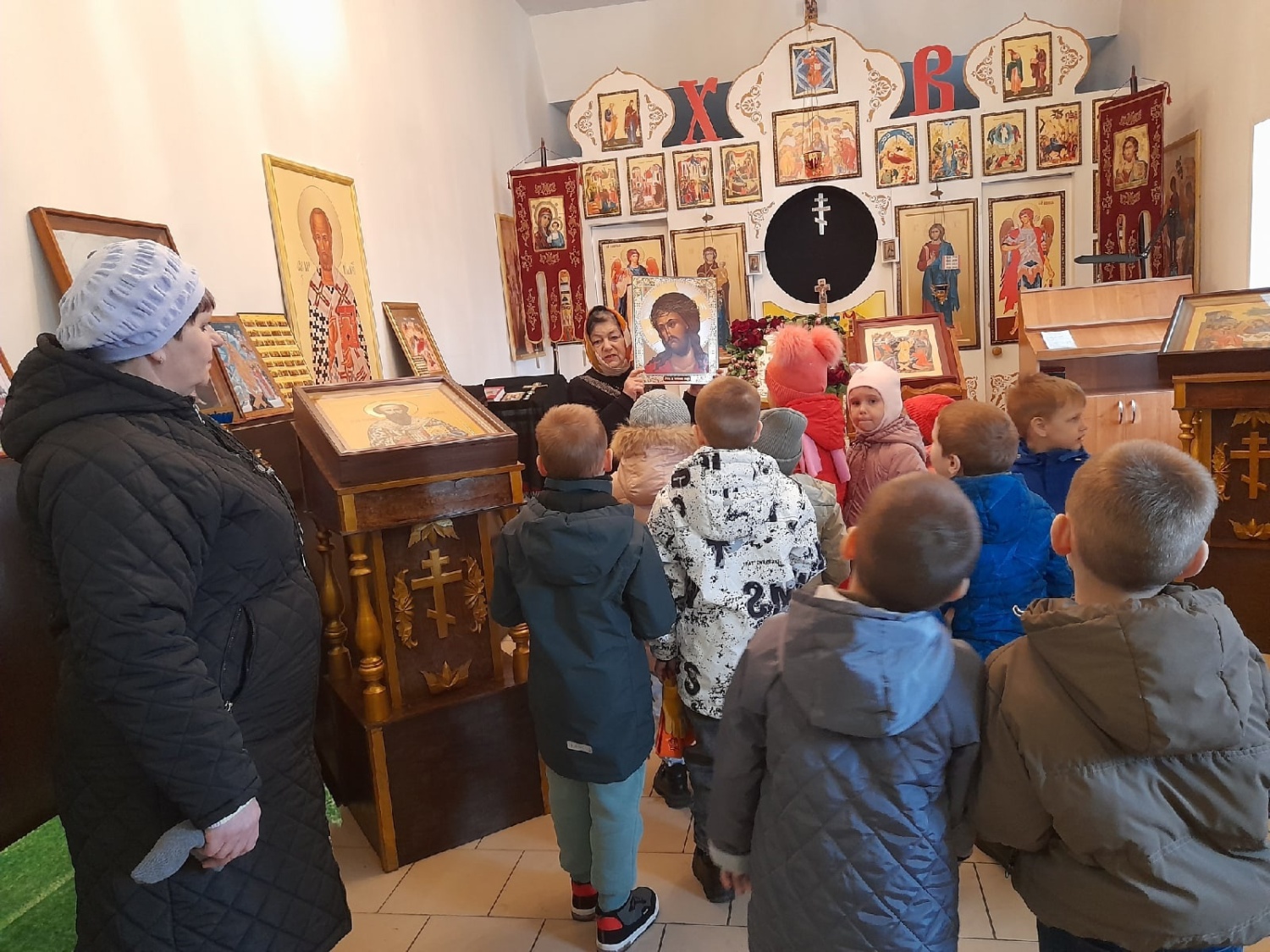Воспитанники детского сада села Вазерки посетили молебный дом Святого Василия Великого села Вазерки.