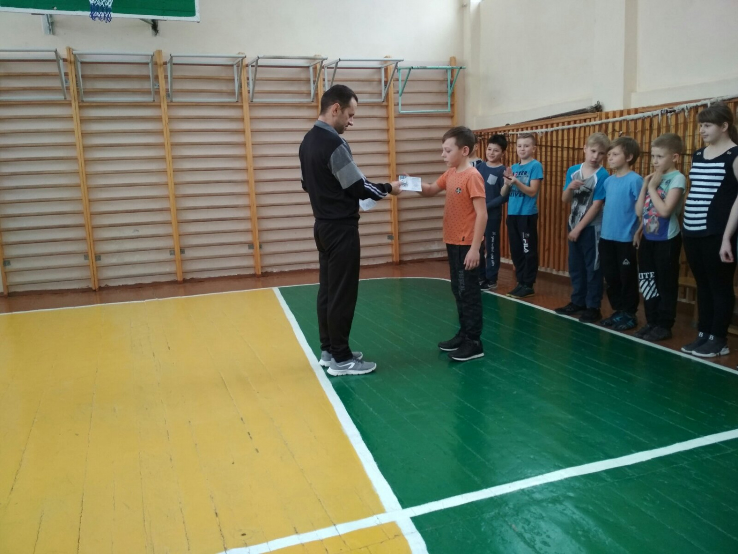 Вручение знаков ГТО Вручение знаков ГТО