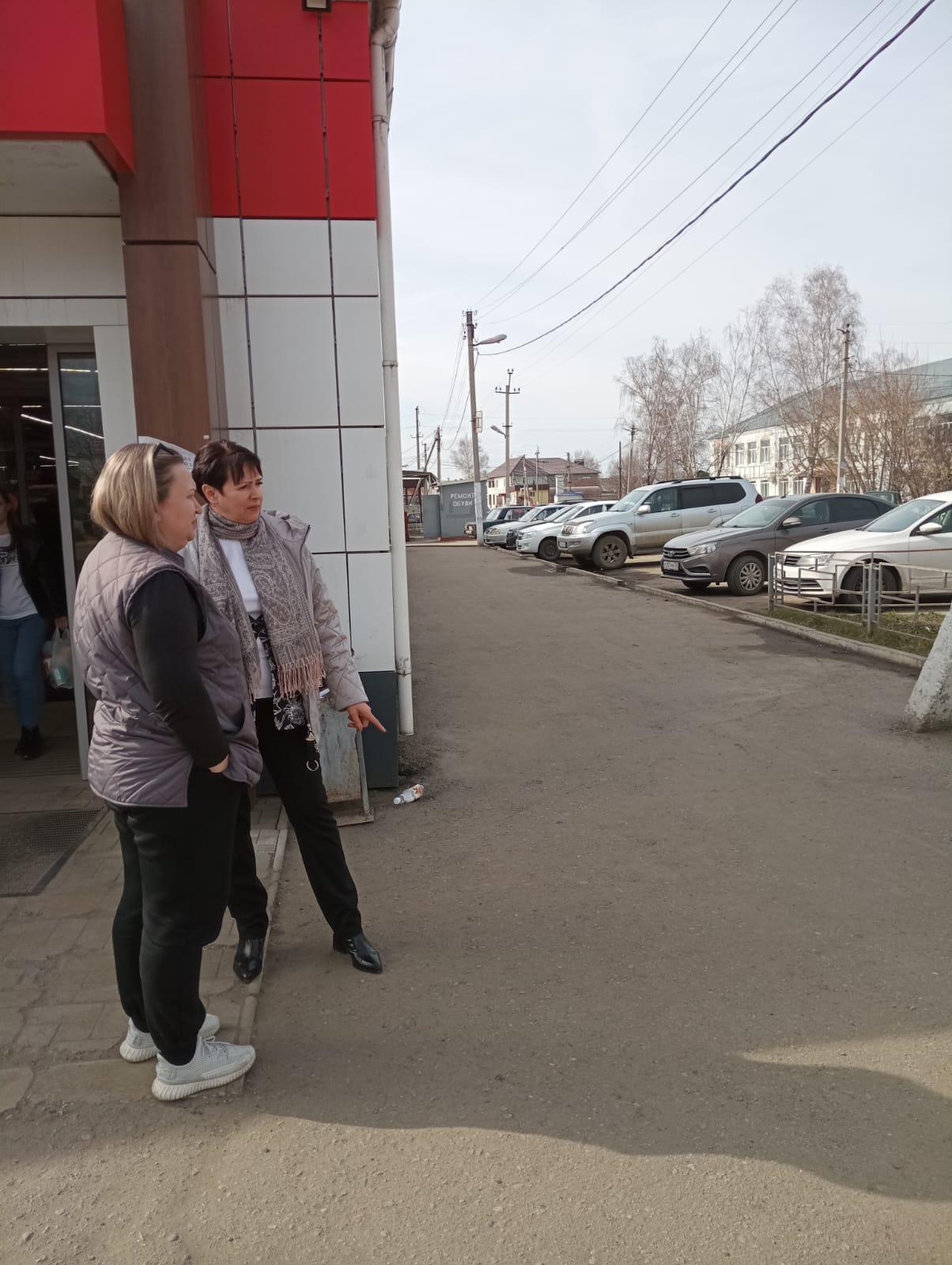 Проведены выездные встречи с руководителямиторговых предприятий 