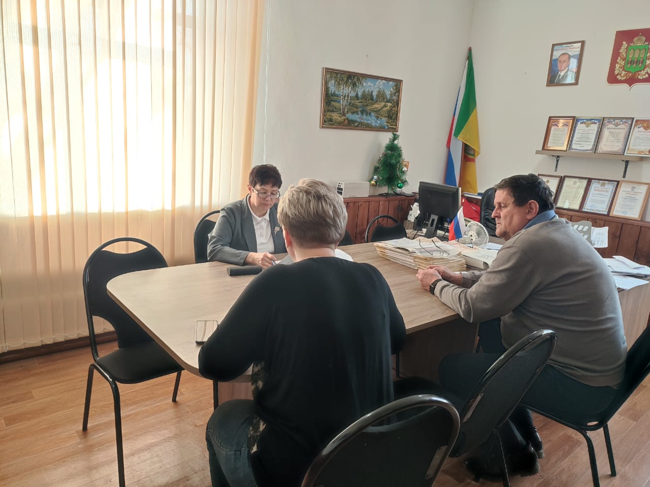 Проведено выездное совещание по налогам