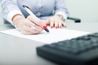 При нарушении Ваших прав в сфере ОМС - пишите в страховые медицинские организации!
