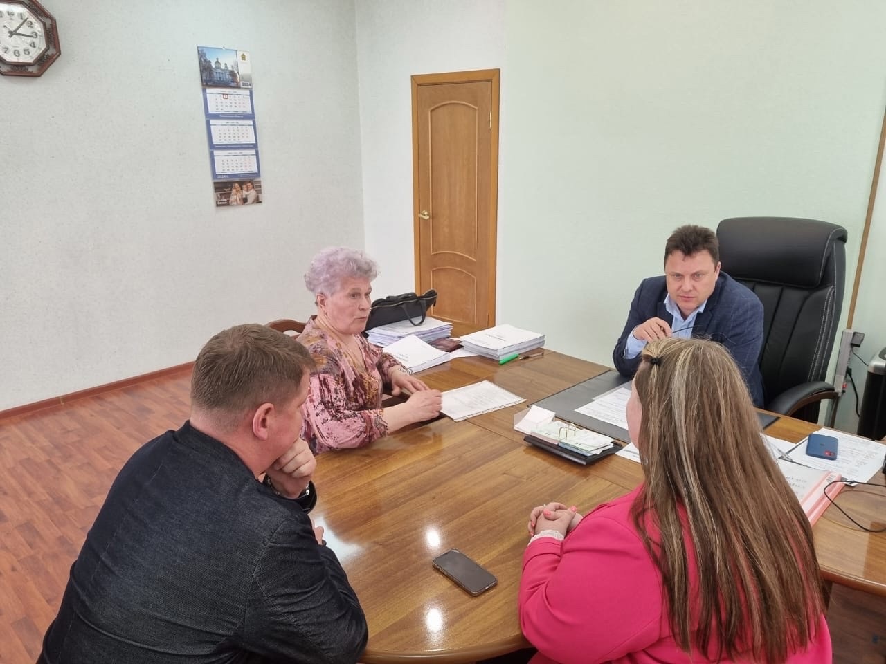 Глава Бессоновского района провёл личный приём граждан