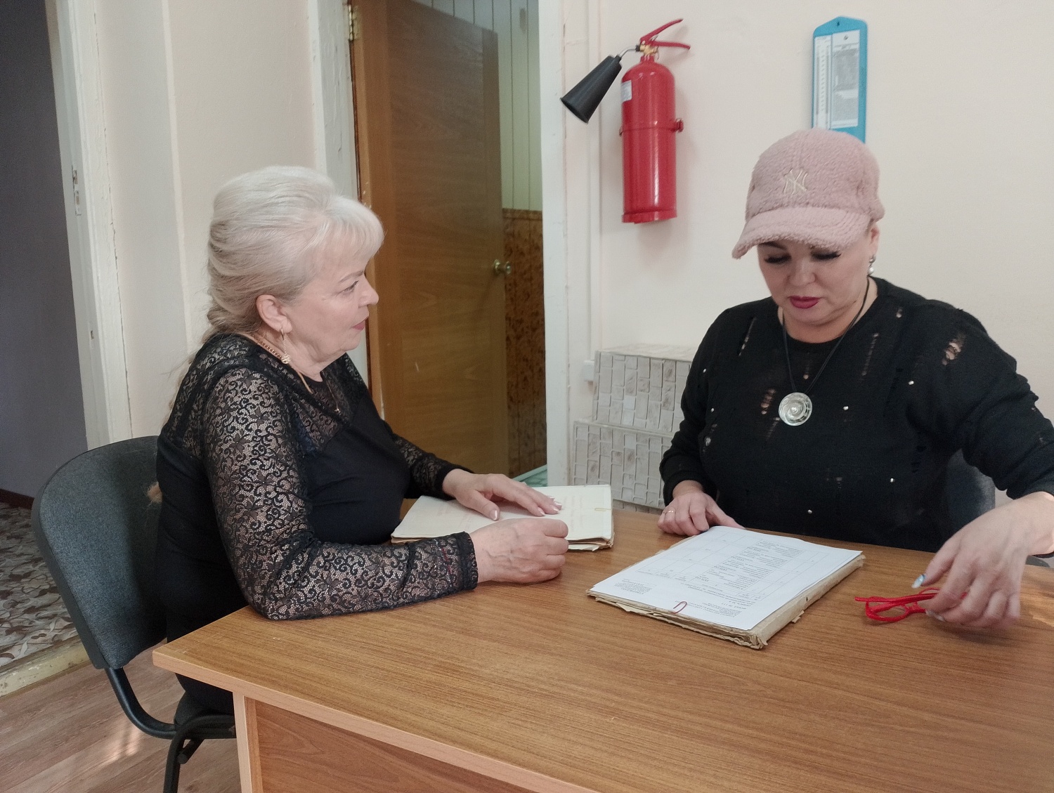ОКАЗАНИЕ МЕТОДИЧЕСКОЙ ПОМОЩИ СПЕЦИАЛИСТАМ ОРГАНИЗАЦИЙ – ИСТОЧНИКОВ КОМПЛЕКТОВАНИЯ
