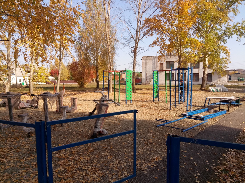 Новая спортивная площадка в с. Степановка.