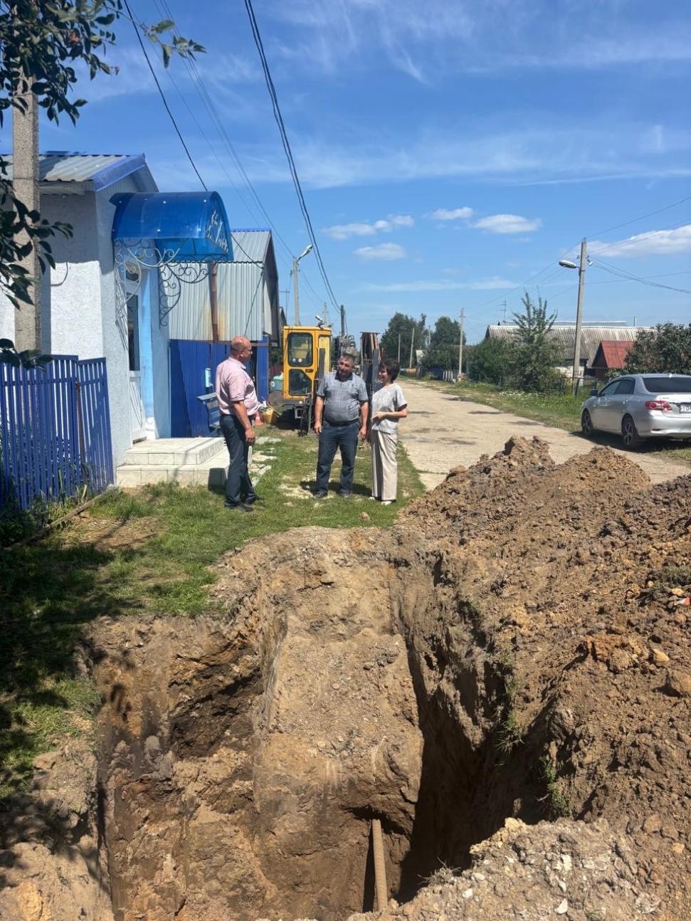 Глава Бессоновского района Наталья Шалдаева лично проконтролировала ход капитального ремонта водопровода в с. Чемодановка 