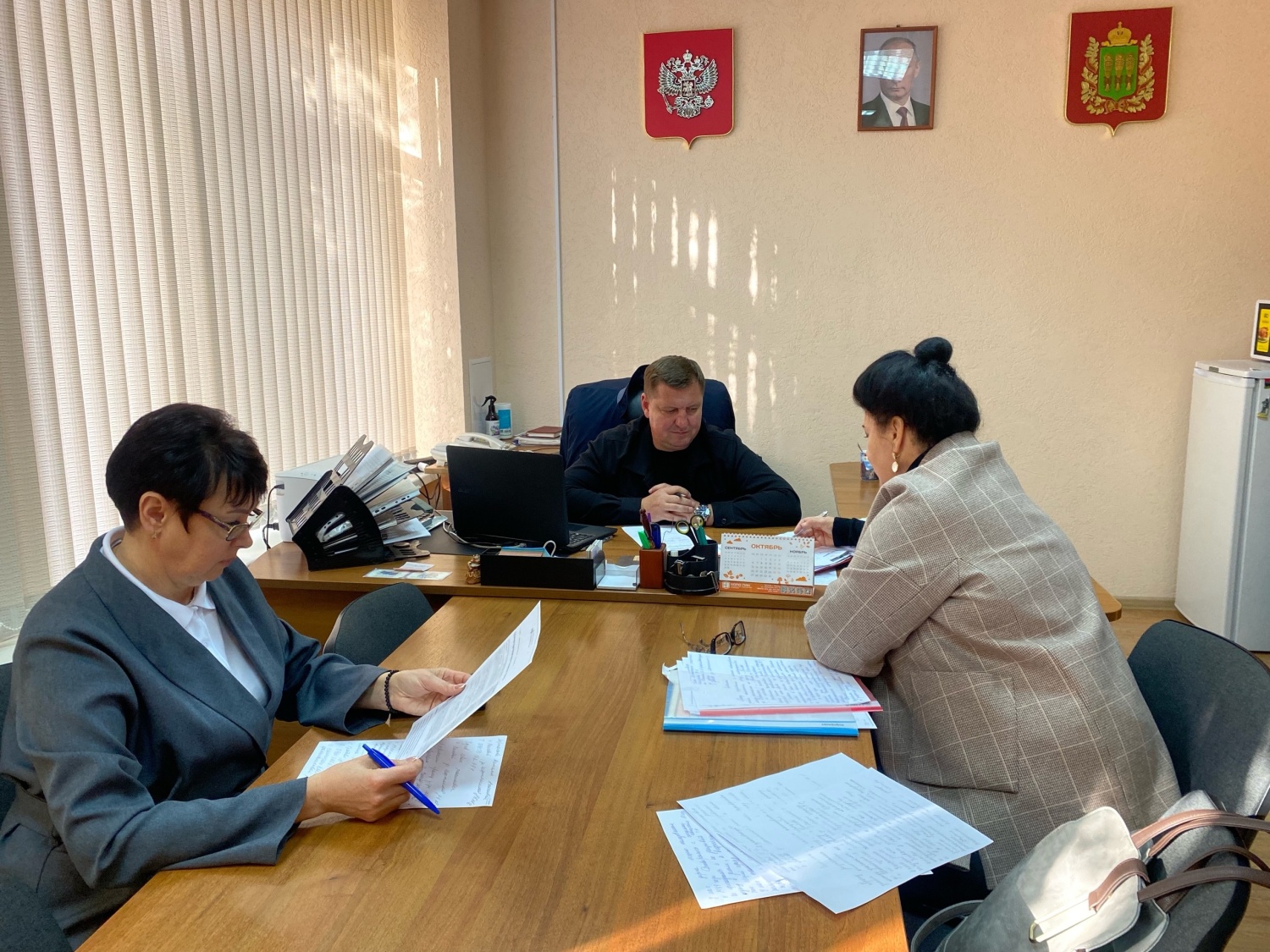 Первый заместитель главы Бессоновского района Александр Карагодин провел личный прием граждан