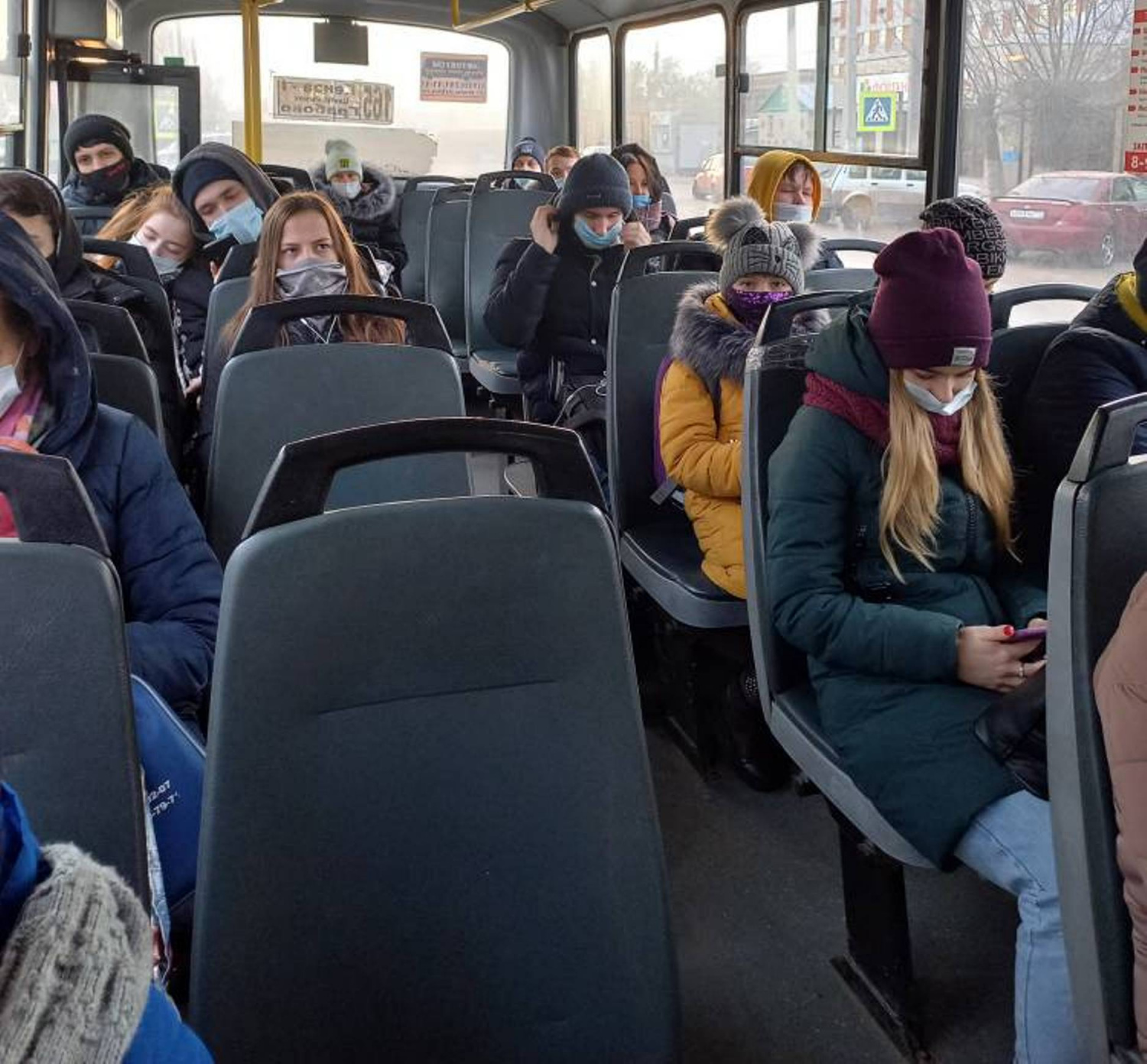 На территории Бессоновского района в населенном пункте с. Бессоновка проведен очередной рейд в пассажирском транспорте   по соблюдению «масочного режима»
