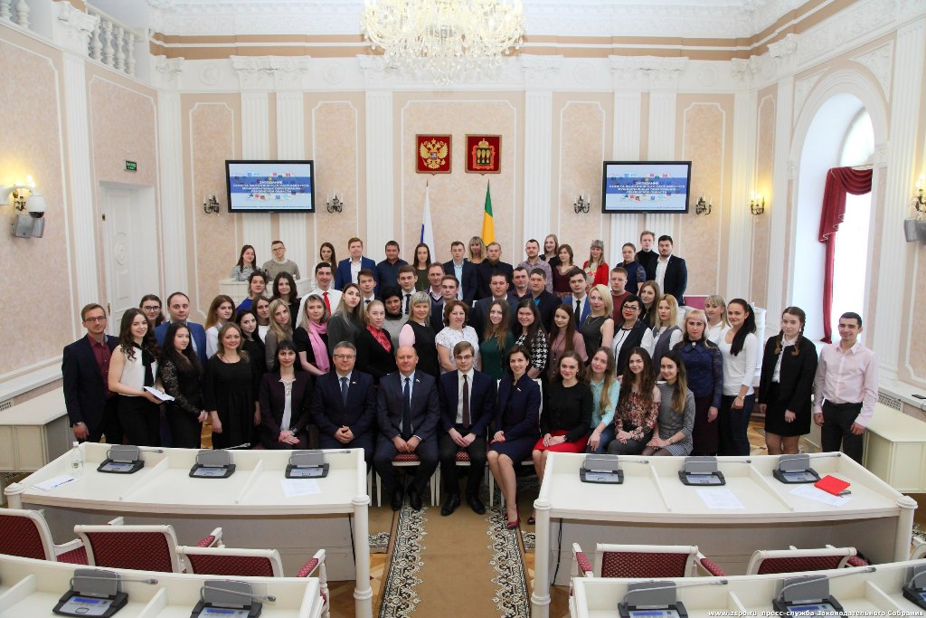 Представители молодежного парламента Бессоновского района приняли участие в первом заседание Совета молодежных парламентов муниципальных образований Пензенской области. Представители молодежного парламента Бессоновского района приняли участие в первом заседание Совета молодежных парламентов муниципальных образований Пензенской области.