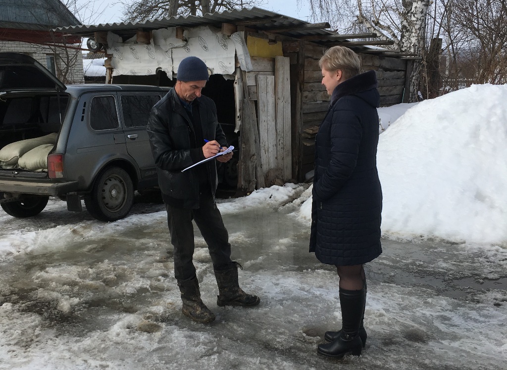 Состоялся рейд,направленный на выявление нарушений правил благоустройства в селе Пыркино
